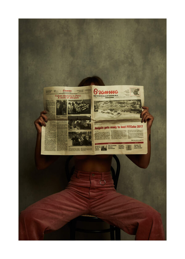 Havana Headlines by artist Rami Hanna in size 50x70 cm. Affordable art sold in Open Edition.